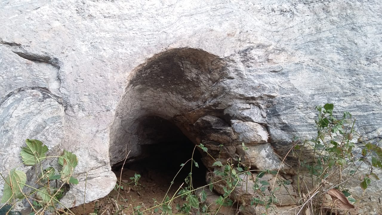 বইটামাৰীৰ নাককাটি পাহাৰত পৰ্যটকৰ ভিৰ