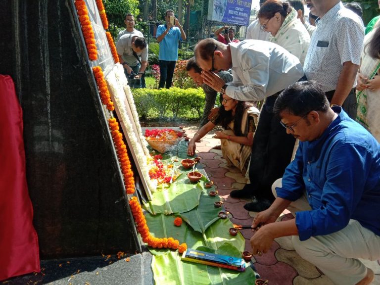 আজি গণশিল্পী জয়ন্ত হাজৰিকাৰ জন্মদিন