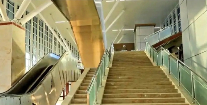 AC Railway-Station