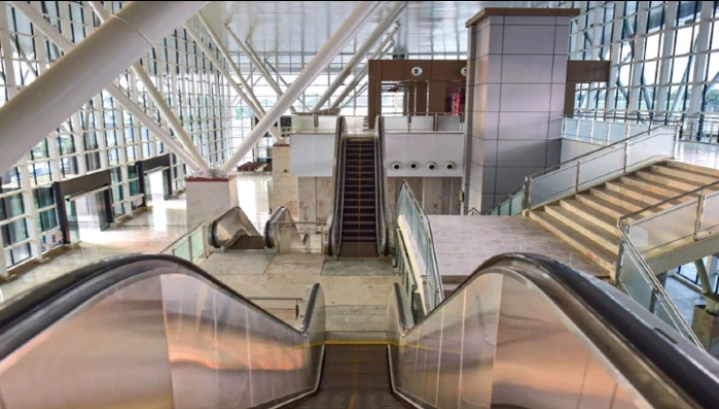 AC Railway-Station
