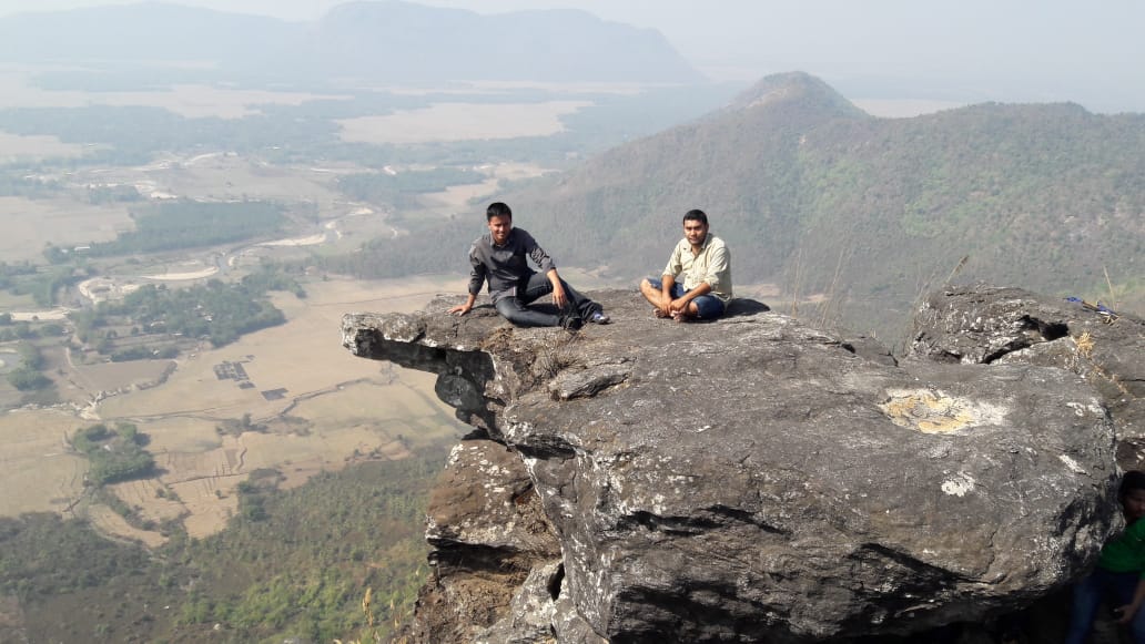 বইটামাৰীৰ নাককাটি পাহাৰত পৰ্যটকৰ ভিৰ