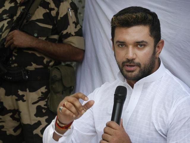 এন ডি এ শিবিৰত বিদ্ৰোহ : শংকিত বিজেপি