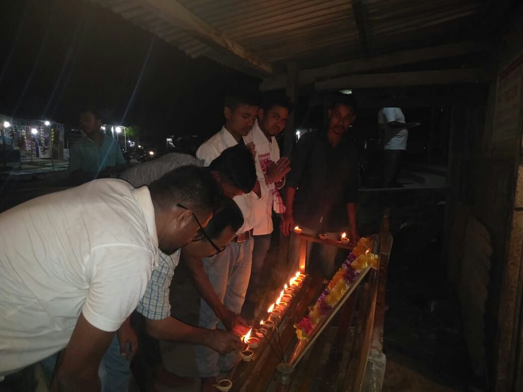 কলাইগাঁৱত সুধাকণ্ঠৰ ওপজা দিনত বন্তি প্ৰজ্জ্বালন আছুৰ