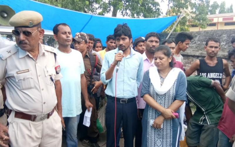 বিশ্বনাথত সাপ্তাহিক বজাৰত জিলা প্ৰশাসনৰ সজাগতা সভা