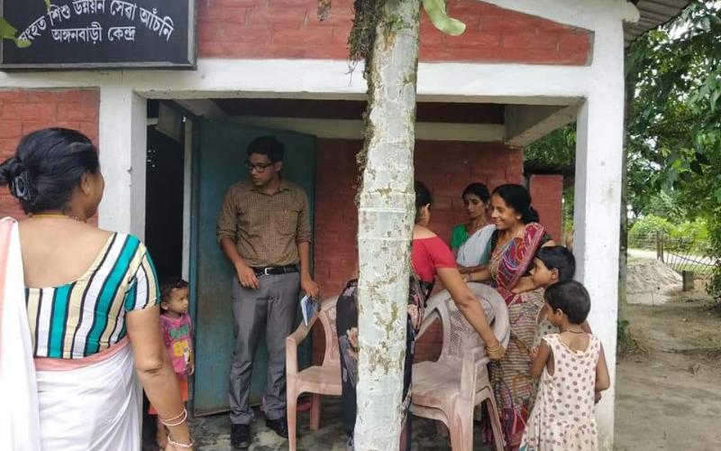 গহপুৰত বিদ্যালয়-অংগনৱাড়ী কেন্দ্ৰ আকস্মিক পৰিদৰ্শন মহকুমা প্ৰশাসনৰ