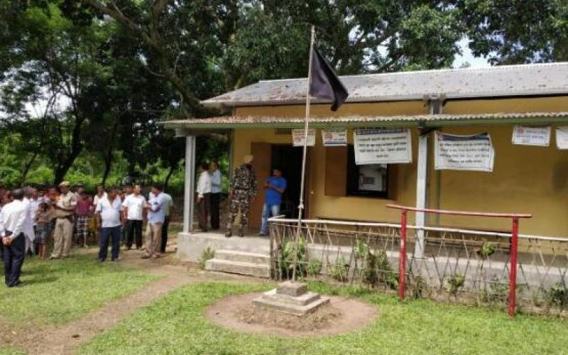 স্বাধীনতা দিৱসৰ প্ৰাক্মুহূৰ্তত কলাইগাঁৱত দুৰ্বৃত্তই উৰুৱালে কলা পতাকা