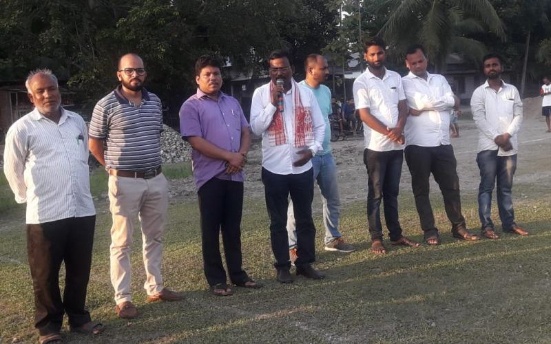 দিলীপ পাঠক সোঁৱৰণি ফুটবলত চেম্পিয়ন ভাই ভাই ক্লাব