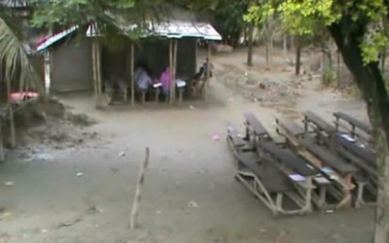 চৰকাৰী শিক্ষা ব্যৱস্থাৰ নগ্ন ৰূপ : মৰিগাঁৱত বিদ্যালয়ৰ পৰিৱৰ্তে পাঠদান চলে ঘৰৰ চোতালত