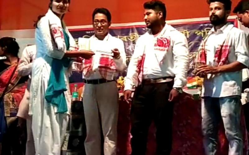 স্বাধীনতা দিৱসত নগাঁৱত অখিল ভাৰতীয় বিদ্যাৰ্থী পৰিষদৰ অভিনন্দন অনুষ্ঠান