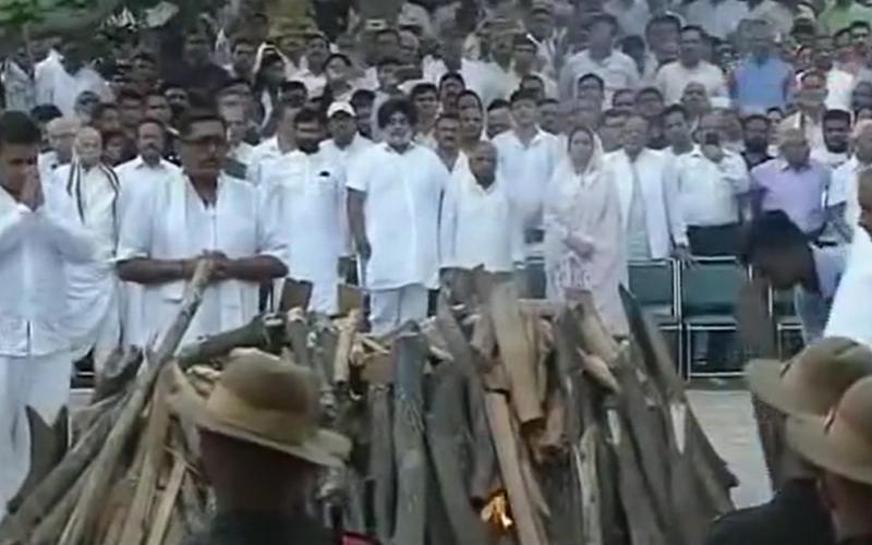 যুগদ্ৰষ্টাগৰাকীৰ শেষ বিদায়ত উপস্থিত থাকিল বিদেশৰ বহু প্ৰতিনিধি
