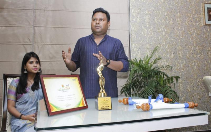বিশ্বনাথলৈ পুনৰ গৌৰৱ কঢ়িয়াই আনিলে অসমৰ "পেড মেন"খ্যাত নয়ন শইকীয়াই