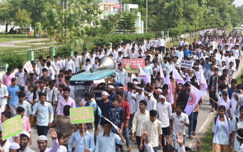 থলুৱাক বঞ্চিত কৰাৰ প্ৰতিবাদত ৰঙিয়া ৰে'ল সংমণ্ডলত আছুৰ বিক্ষোভ কাৰ্যসূচী