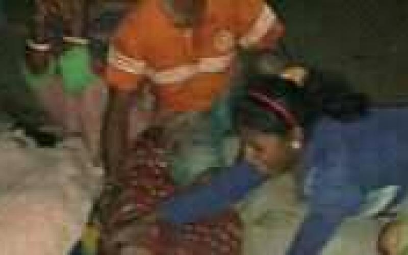 তিনিচুকীয়াত অচিনাক্ত আততায়ীৰ নিৰ্বিচাৰ গুলীচালনাঃ থিতাতে নিহত ৬, আহত কেইবাগৰাকীও