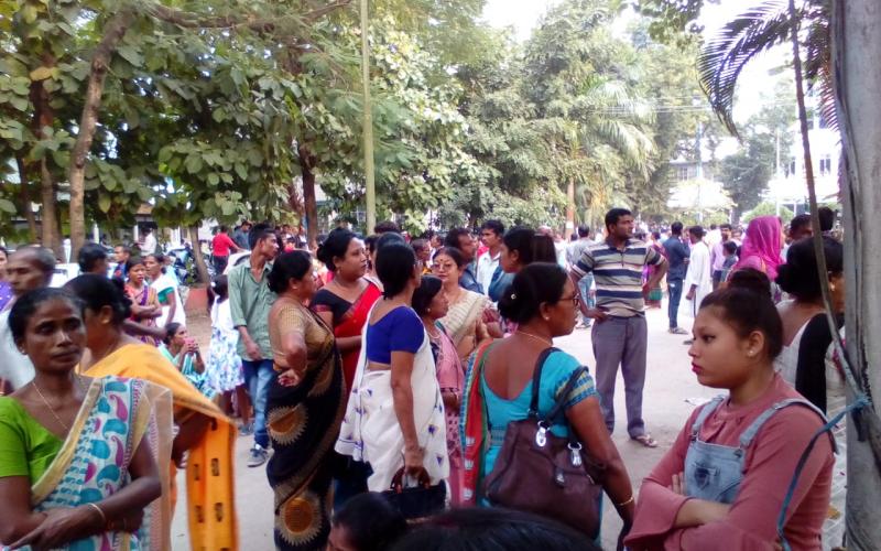 জুৰীয়াত পঞ্চায়ত নিৰ্বাচনী তৎপৰতা : দলে-বলে গৈ মনোনয়ন-পত্ৰ দাখিল প্ৰতিনিধিৰ