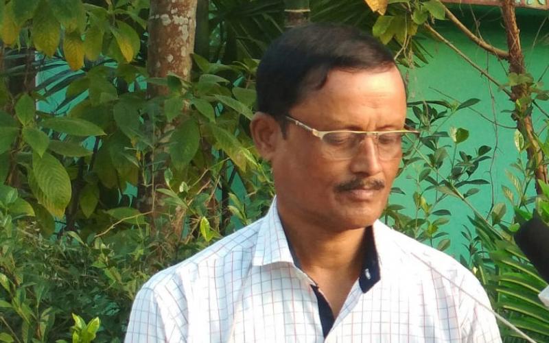 অসমীয়া১লোকবাদ্য১বাদনেৰে১জিলিকিছে১গহপুৰৰ১শিক্ষক১উমা১হাজৰিকা