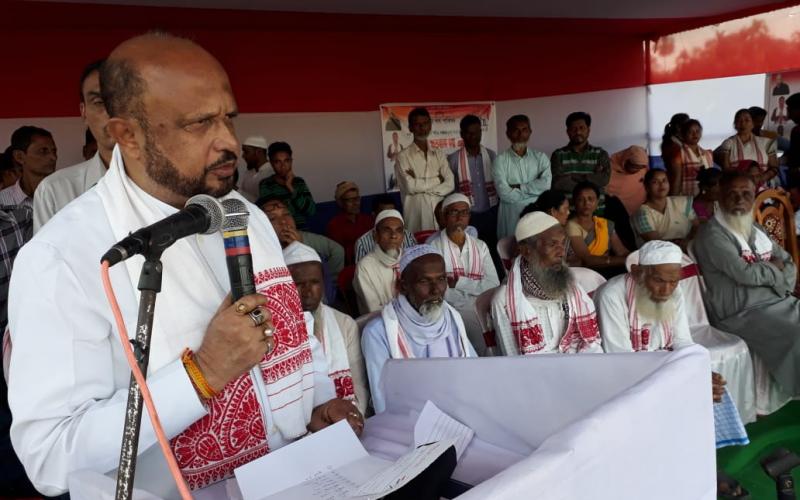 বঢ়মপুৰৰ নিৰ্বাচনী সভাত বিজেপিক তুলাধুনা প্ৰফুল্ল কুমাৰ মহন্তৰ