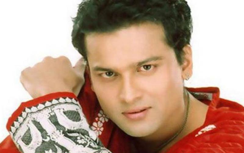 সৰ্বানন্দলৈ জুবিনৰ আহ্বান- ৭ দিনৰ ভিতৰত বিধেয়ক বাতিলৰ সিদ্ধান্ত লওক, পিছত ভদ্ৰতা শিকাই লাভ নহ'ব