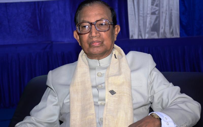 উচ্চস্তৰীয় সমিতি ত্যাগ ডঃ নগেন শইকীয়াৰ