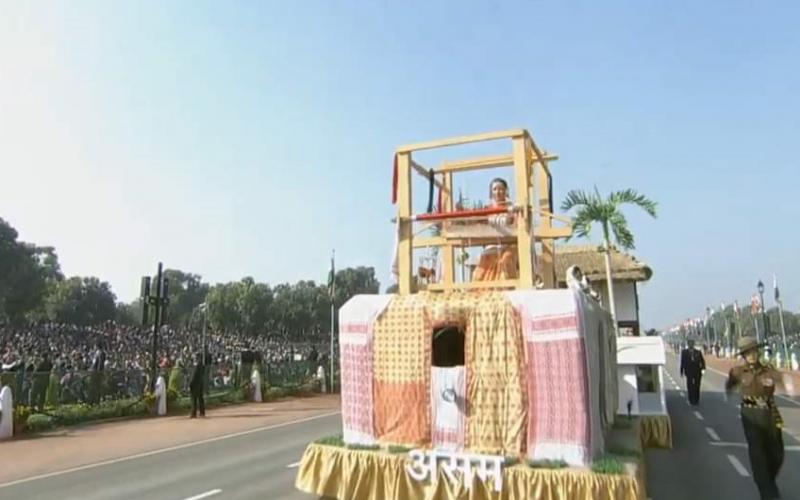 গণৰাজ্য দিৱসৰ পেৰেডত অসমৰ প্ৰতীক পটত উজলিল শুৱালকুছিৰ গৌৰৱ