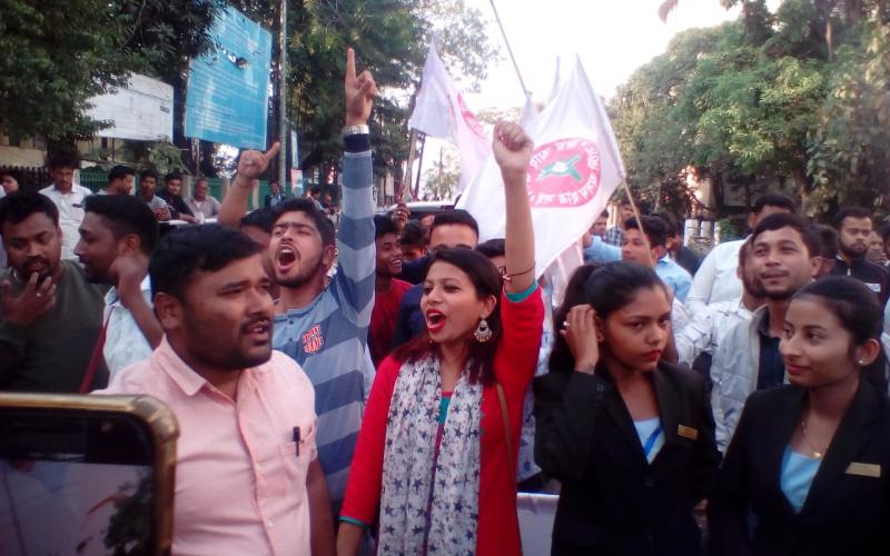 আছুৰ কেন্দ্ৰীয় কাৰ্যালয়ত বিজয় উৎসৱ : বিধেয়কৰ বিৰোধিতা কৰা সকলোকে ধন্যবাদ আছুৰ