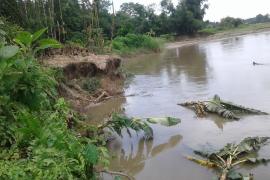 প্ৰৱল খহনীয়াত আক্রন্ত বৰলীয়াপাৰবাসী