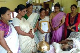দীপালী বৰঠাকুৰক সম্বৰ্ধনা তামুলপুৰ নিৰ্মলা মহিলা সমাজৰ