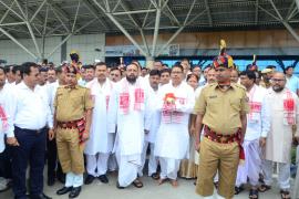 বাজপেয়ীৰ অস্থি বিসৰ্জন ডিব্ৰুগড়ৰ ব্ৰহ্মপুত্ৰত
