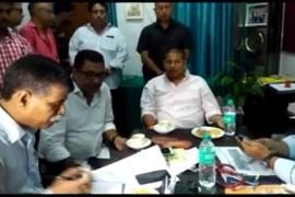 নগাঁও ভোগেশ্বৰী ফুকননী অসামৰিক চিকিৎসালয়ত পীয়ূষ হাজৰিকা
