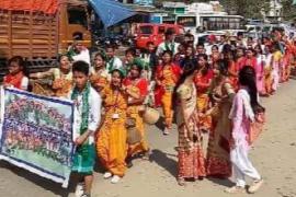 ছয়দুৱাৰ মহাবিদ্যালয়ৰ মহাবিদ্যালয় সপ্তাহ উপলক্ষে গহপুৰত বৰ্ণাঢ্য সাংস্কৃতিক শোভাযাত্ৰা