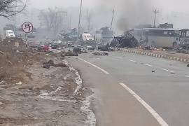 কাশ্মীৰত সন্ত্ৰাসবাদীৰ বিৰুদ্ধে তীব্ৰ অভিযান : আটক ৫ সন্দেহযুক্তক