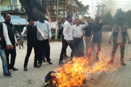 প্ৰধান মন্ত্ৰীৰ অসম আগমনৰ প্ৰতিবাদ : মাজুলীত দাহ মোডীৰ প্ৰতিকৃতি